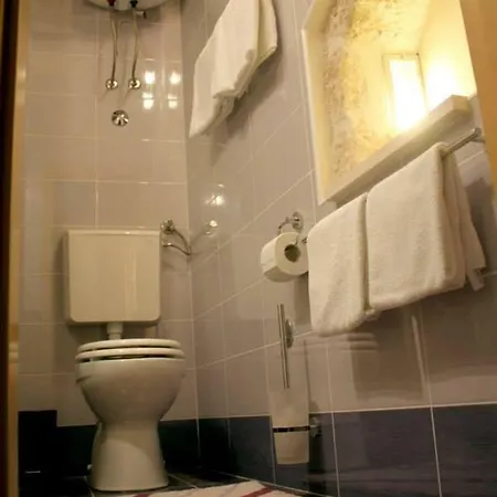 Cukarin A2 Bol-center, Croatia *