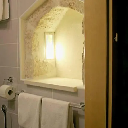 Cukarin A2 Bol-center, Croatia *